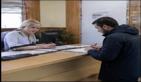 İRLANDA — Dublin: sahte Stamp 4 belgeleri için 4 yıl hapis içtihadı